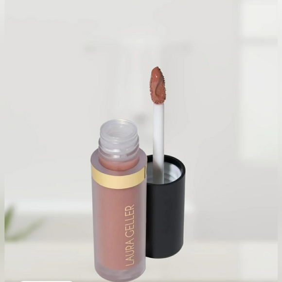 🦋 Laura Geller Modern Classic Lip Mousse Lipstick (in Terrific Truffle) - Picture 4 of 8